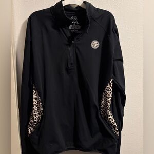 Bucees half zip up